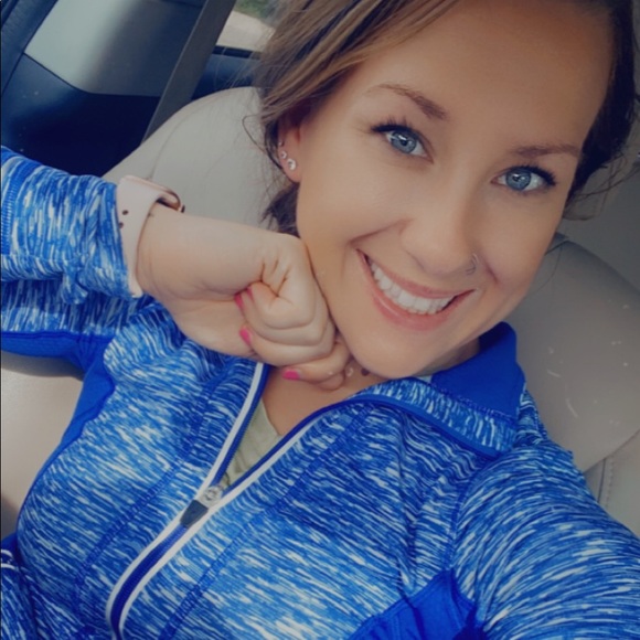 Meet your Posher, Megan - Picture 1 of 1